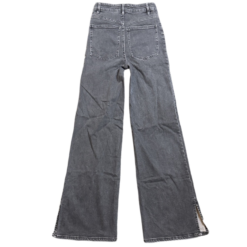 SO BY KOHLS women's black faded high rise wide leg jeans, 1 US.